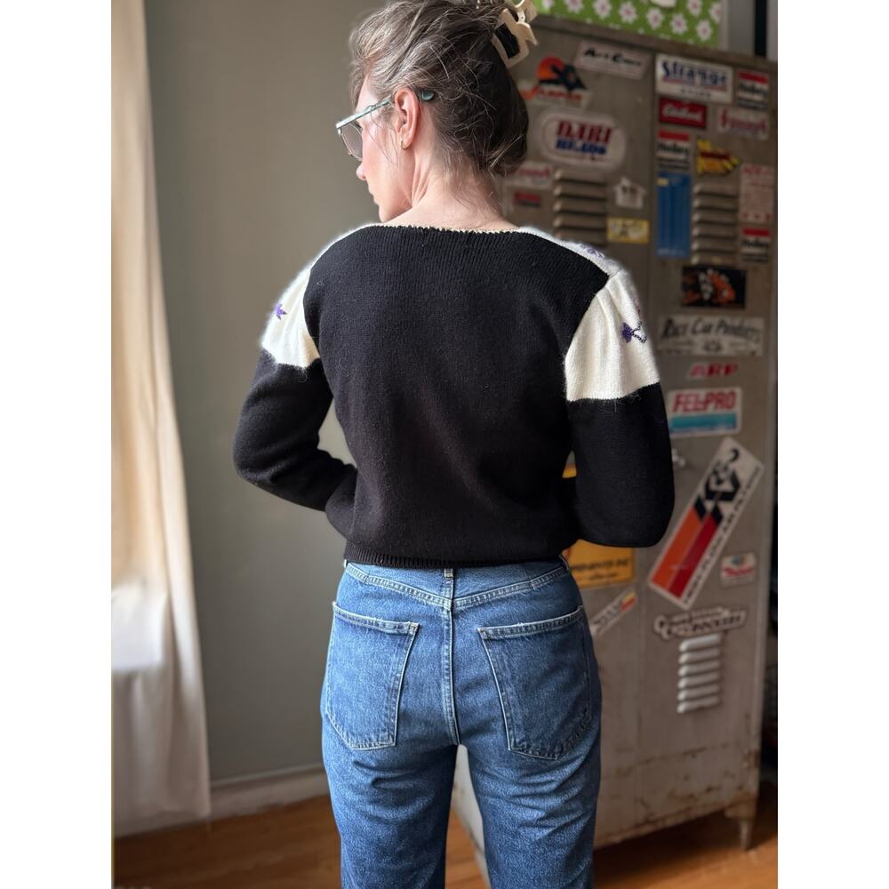 Vintage 80s Beaded Angora Sweater | Floral Wrap Knit | Appliqué Holiday| Size M - Picture 3 of 8
